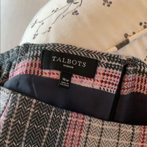 🌺TALBOTS Woman WOOL SKIRT🌺 - Picture 3 of 4